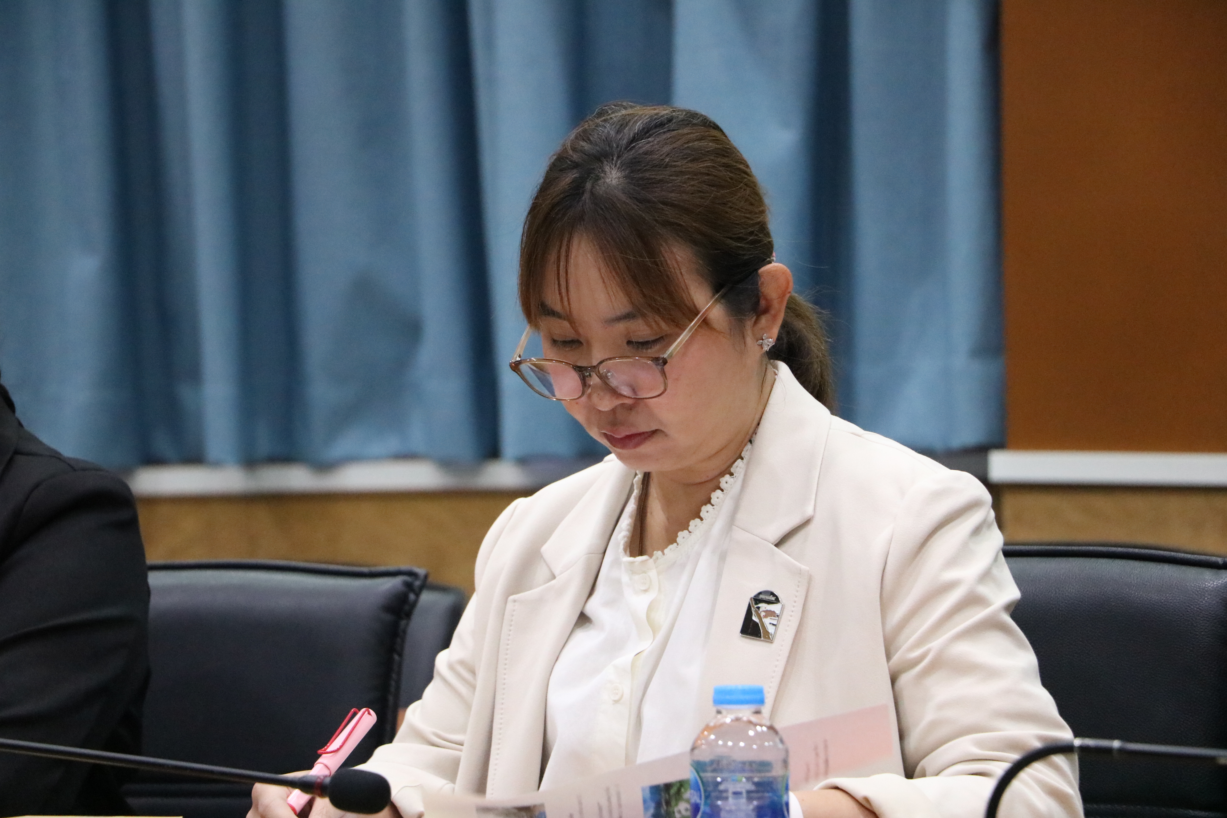 title - ส.ป.ก. ประชุมคณะกรรมการดำเนินการจัดพิธีประกาศเกียรติคุณผู้เกษียณอายุราชการ สำนักงานการปฏิรูปที่ดินเพื่อเกษตรกรรม ประจำปีงบประมาณ พ.ศ. 2569 ครั้งที่ 2/2569